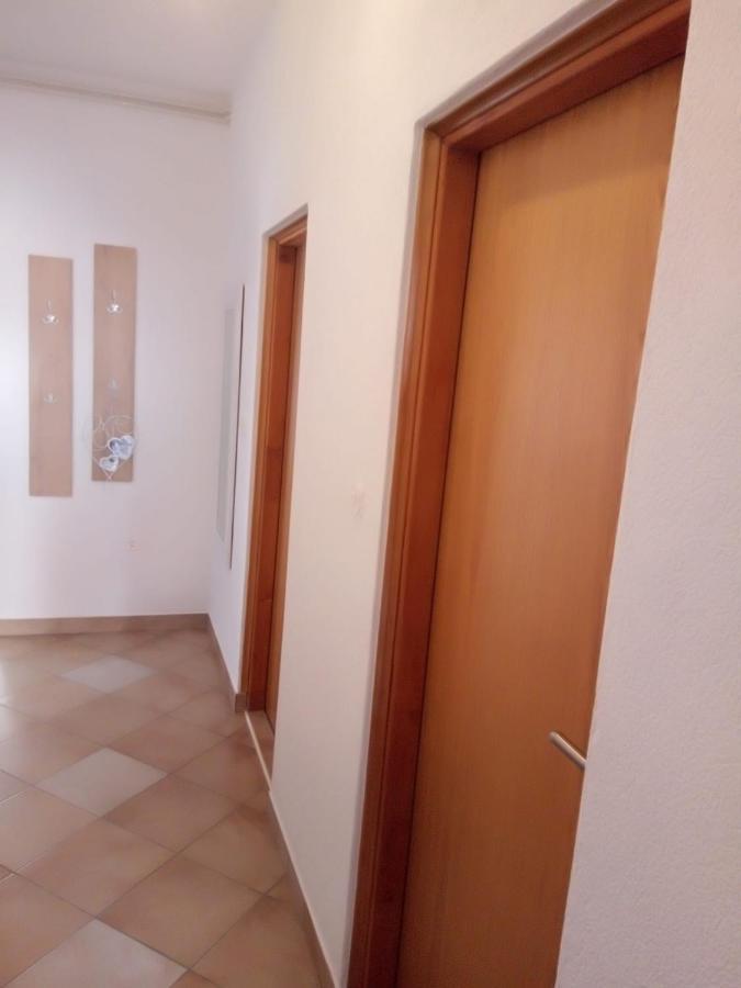 Studio Apartman Kika Otocac Ngoại thất bức ảnh