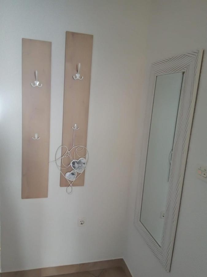 Studio Apartman Kika Otocac Ngoại thất bức ảnh